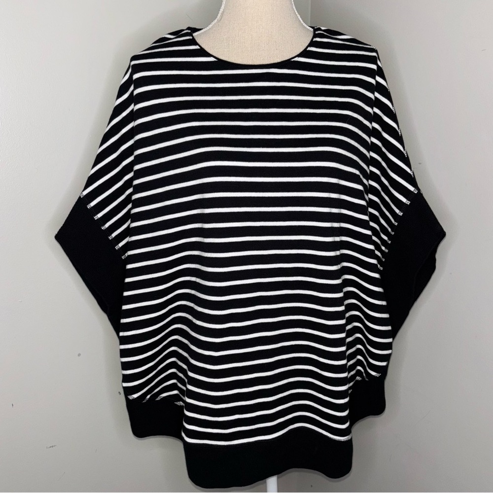 New Orleans Knitwear NEW black & white striped knit poncho One Size Fits Most